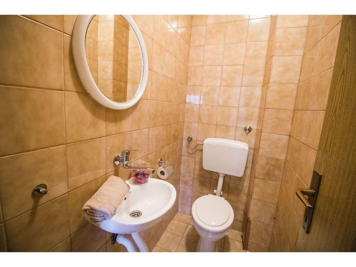 Apartment Josip Podstrana Kültér fotó